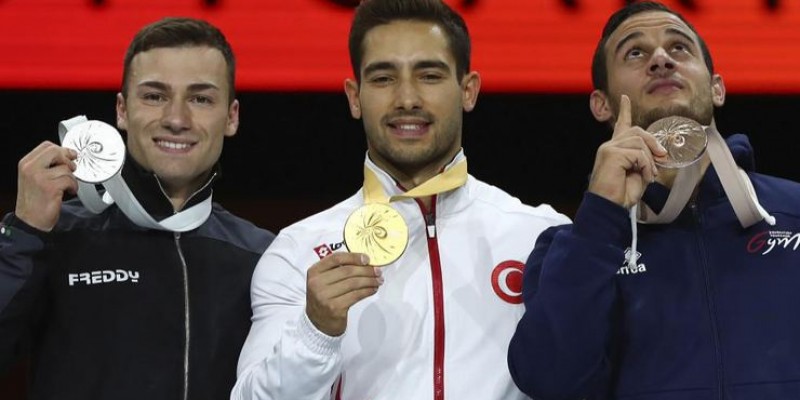 Şampiyon İbrahim Çolak'a tebrikler