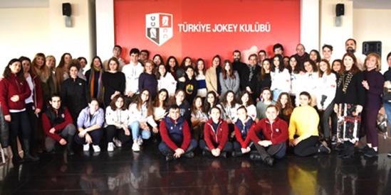 İstanbul Veliefendi Hipodromu'nda anlamlı organizasyon