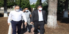 TJK Başkanı Serdal Adalı Yeşiloba Hipodromu'nda incelemelerde bulundu