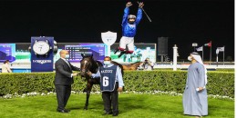 Frankie DETTORİ Dubai Wold Cup karnavalı için özel olarak Meydan Hipodromuna gitti kazandı uçtu