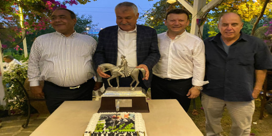 Fedai Kahraman, Gazi Şampiyonu BURGAS adına EGE Balık'ta yemek verdi