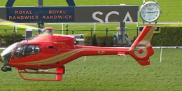 Avustralya Royal Randvick Hipodromu'nda, yarış öncesi çim pistin durumunu helikopterle kontrol ettiler. Ortaya ilgi çekici görüntüler çıktı