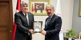 Türkiye Jokey Kulübü Başkanı  Serdal Adalı Hazine ve Maliye Bakan Yardımcısı Mahmut Gürcan’ı ziyaret etti
